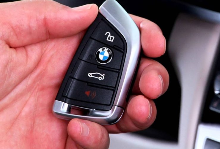 How to Unlock The Trunk of Your BMW if you Don't Have a Key