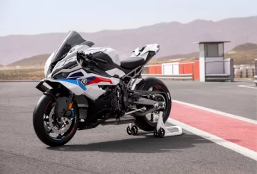 2025 BMW S1000RR (1)