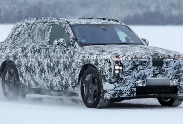 Rolls Royce Cullinan EV Spy Shots (1)