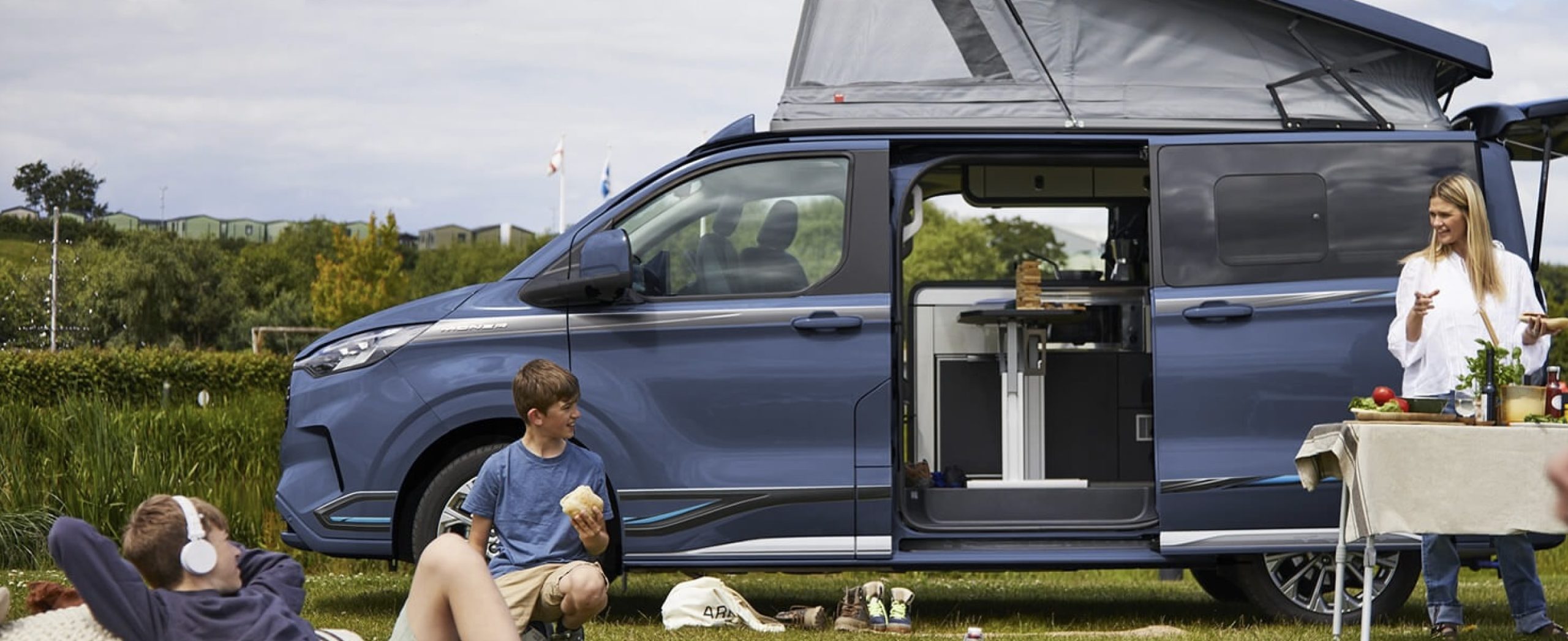 2026 Ford Monza Camper (1)