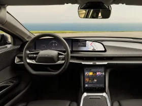 Lucid Air UX 3 (1)